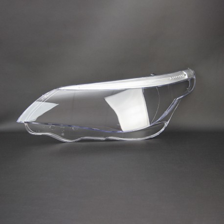 Пластиковое стекло фары BMW 5-series (E60/E61) LED 2003-2010 левое (водительское)