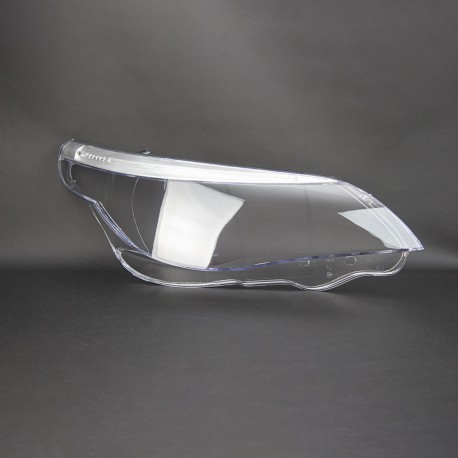 Пластиковое стекло фары BMW 5-series (E60/E61) LED 2003-2010 правое (пассажирское)