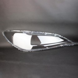 Пластикове скло фари Chrysler 200C 2015-2017 праве (пасажирське)