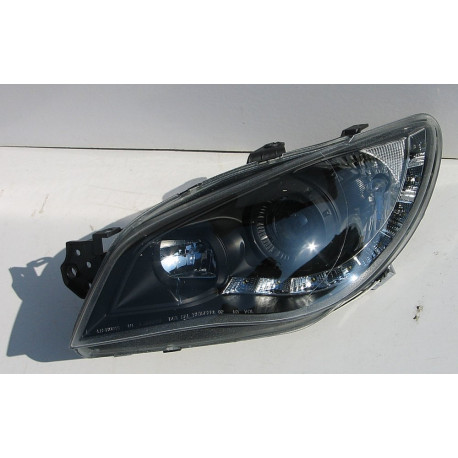 Subaru Impreza 05-07 оптика передня