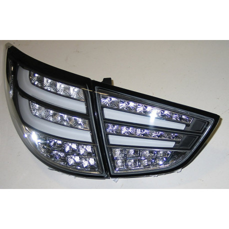 Hyundai IX35 оптика задня чорна 100% LED