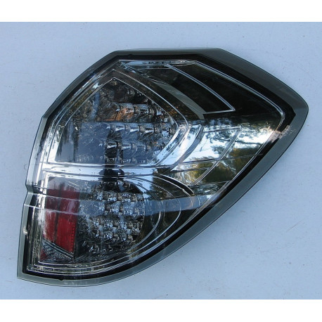 Subaru Outback оптика задняя хром Valenti LED