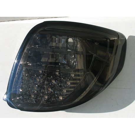 Задняя оптика Suzuki SX-4 LED черная
