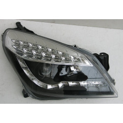 Opel Astra H передня чорна LED