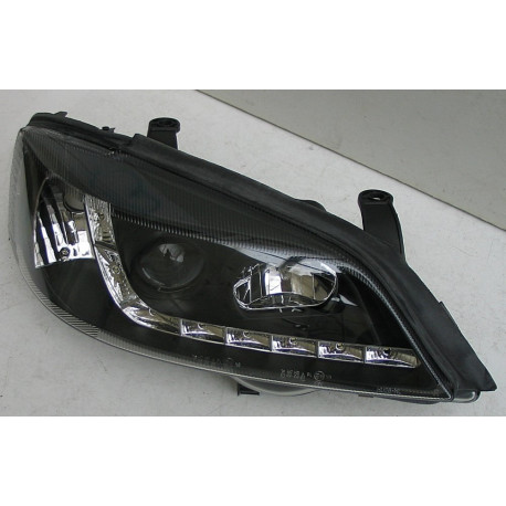 Opel Astra G передня чорна LED