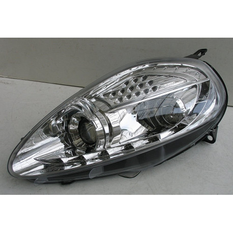 Fiat Grande Punto передняя хром LED
