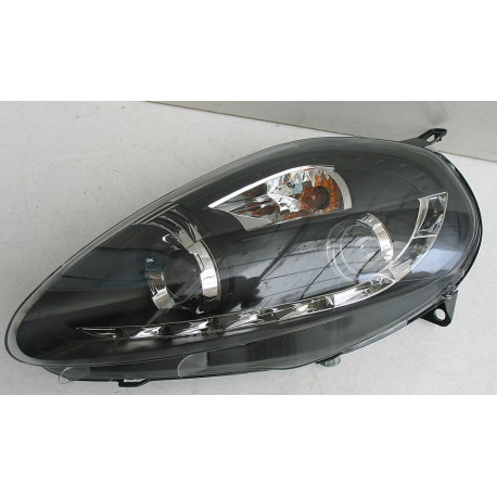 Fiat Grande Punto передняя черная