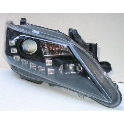 Toyota Camry V50 передня чорна ксенонова HID