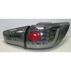 Kia Sportage R задняя черная LED