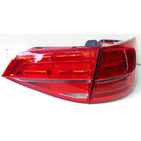 Volkswagen Jetta Mk6 2015+ оптика задняя светодиодная LED красная V1