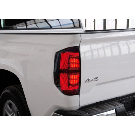 Toyota Tundra 2014+ задняя оптика LED прозрачная WY