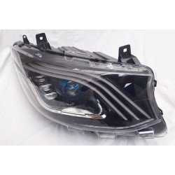 Mercedes Sprinter W907 2018+ передние фары Full LED