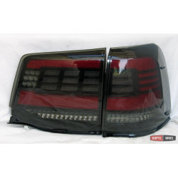 Toyota Land Cruiser 200 2016+ оптика задняя LED черно-красная стиль ZW