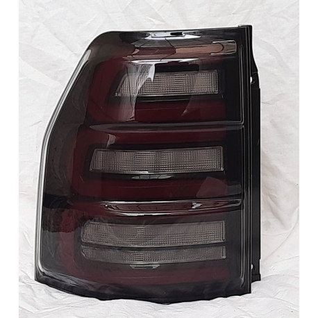 Задняя LED оптика Mitsubishi Pajero Mk4 2006+ красная стиль WH