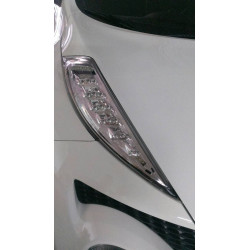Nissan Juke передние габаритные огни и указатель поворота LED хром