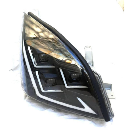 Передняя LED-оптика для Toyota Land Cruiser Prado 120 (2003-2009) стиль 3 линзы